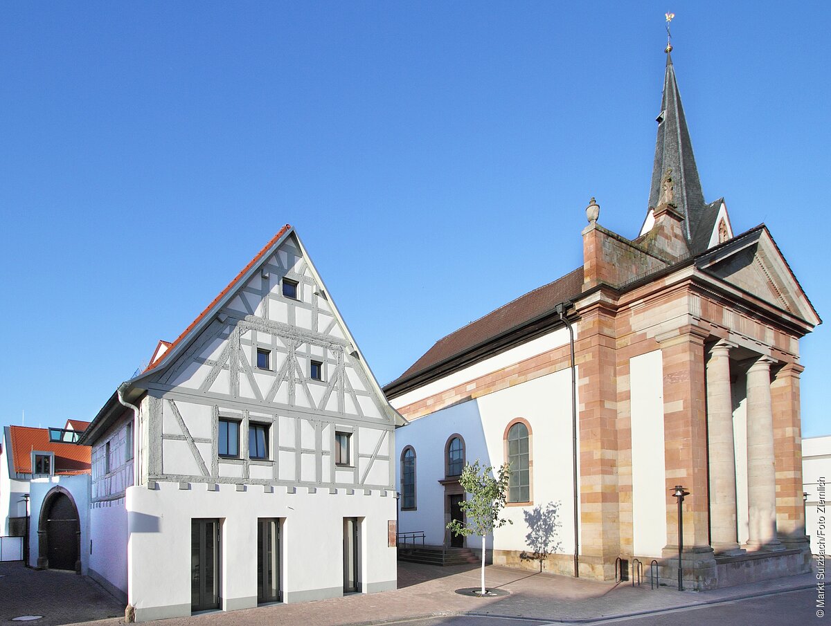 Haus der Begegnung mit St. Anna Kirche (Sulzbach a.Main, Spessart-Mainland)