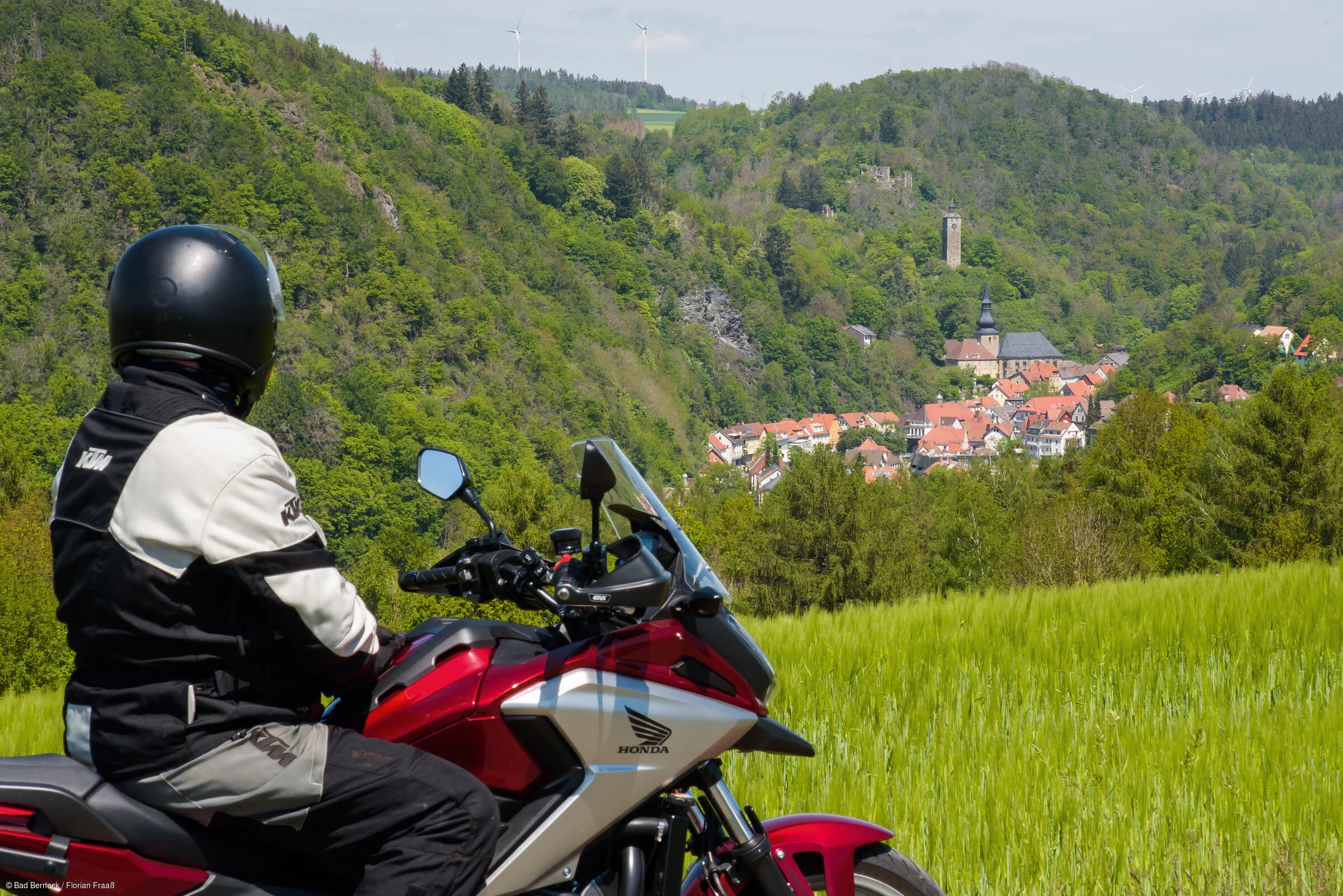 Motorradtour - Blick auf Bad Berneck