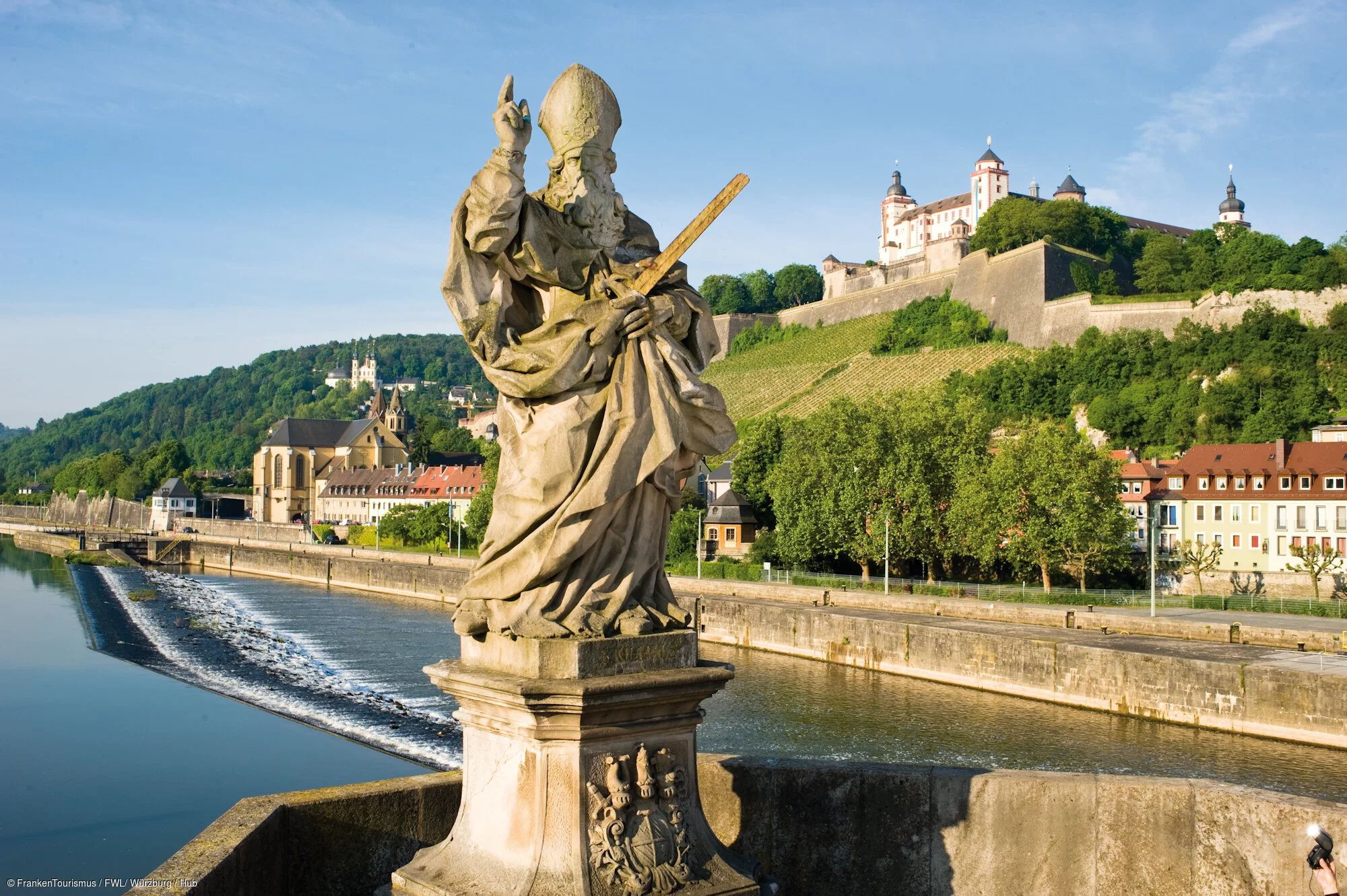 Hl. Kilian (Brückenheiliger auf der Alten Mainbrücke), Festung Marienberg