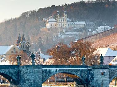Alte Mainbrücke und Käppele